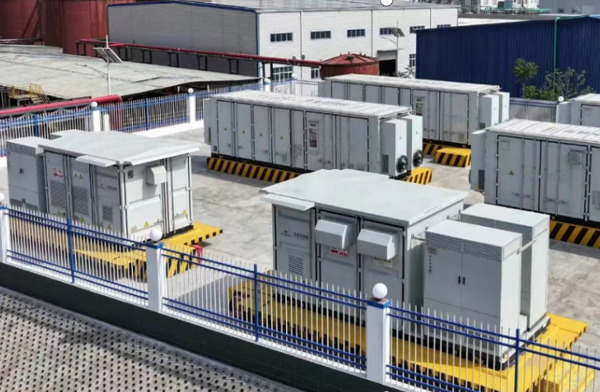 Large solar energy storage systems